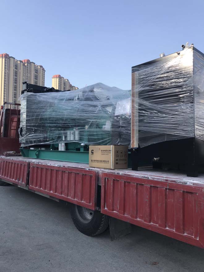 青島院士港二期發(fā)電機設備安裝施工現場